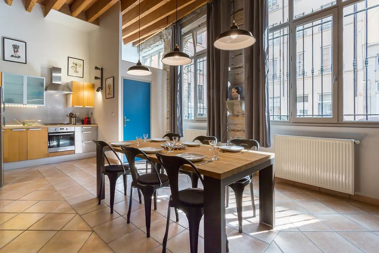 Apartamento Guestready- Typical Croix-Roussien Flat Lyon Francia